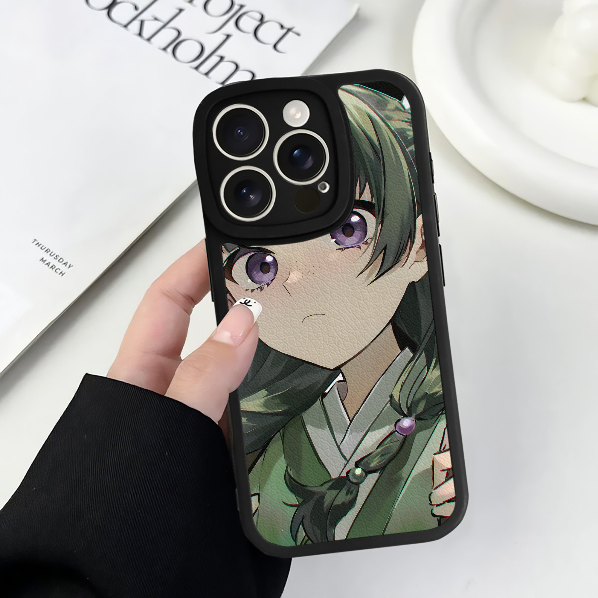 （画像用） 薬屋のひとりごと The Apothecary Diaries 【iPhone 16シリーズ対応】シリコンスマホケース（レザー調） 材質：シリコン